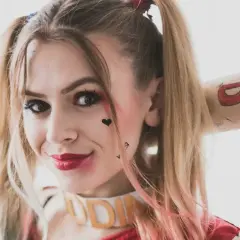 Jak zrobić strój Harley Quinn w prosty sposób – krok po kroku